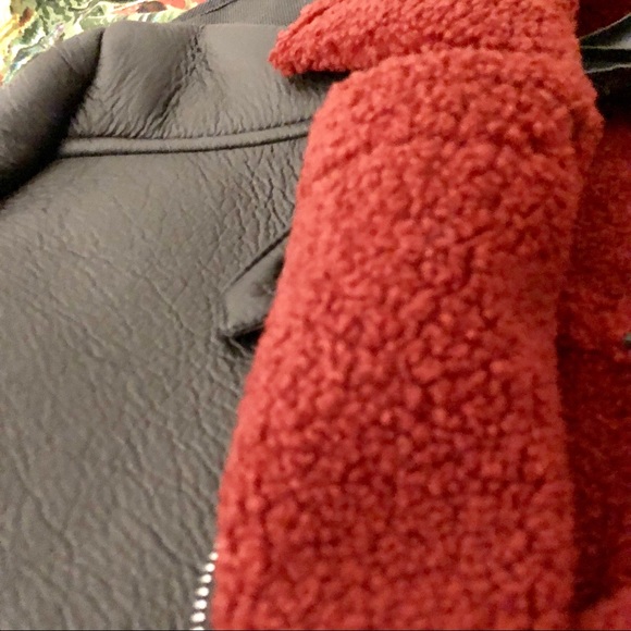 Red and black jacket - Picture 2 of 3